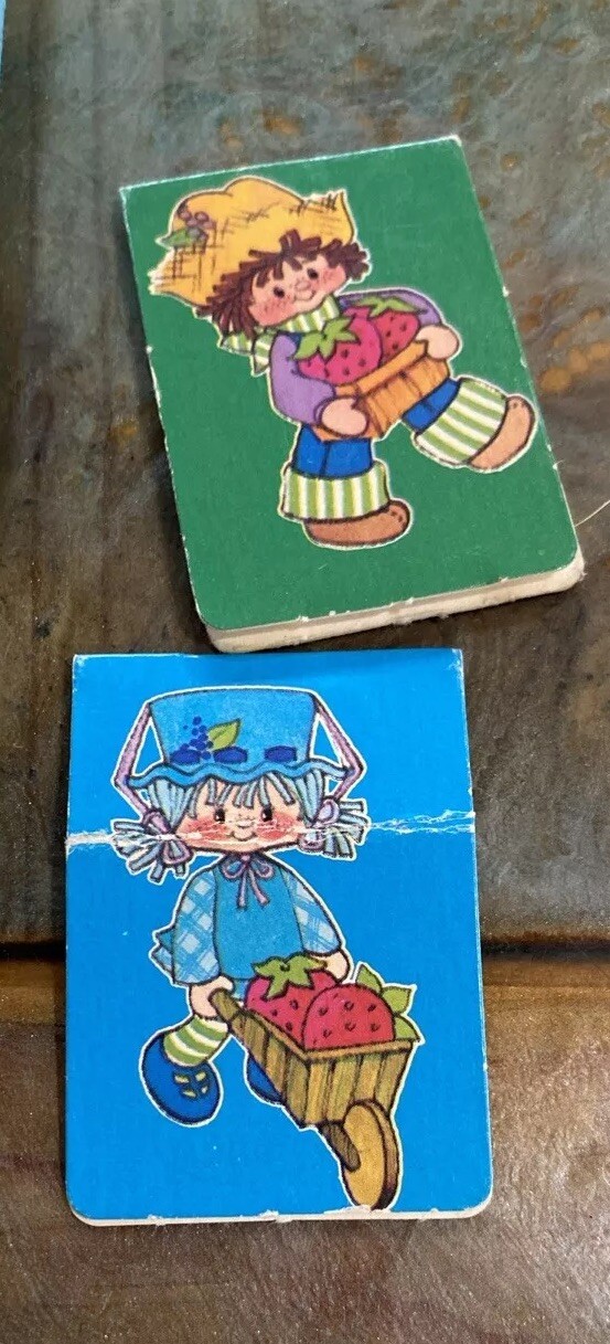 Vintage 1979 Strawberry Shortcake Berries To Market Game BOARD & 2 Pieces