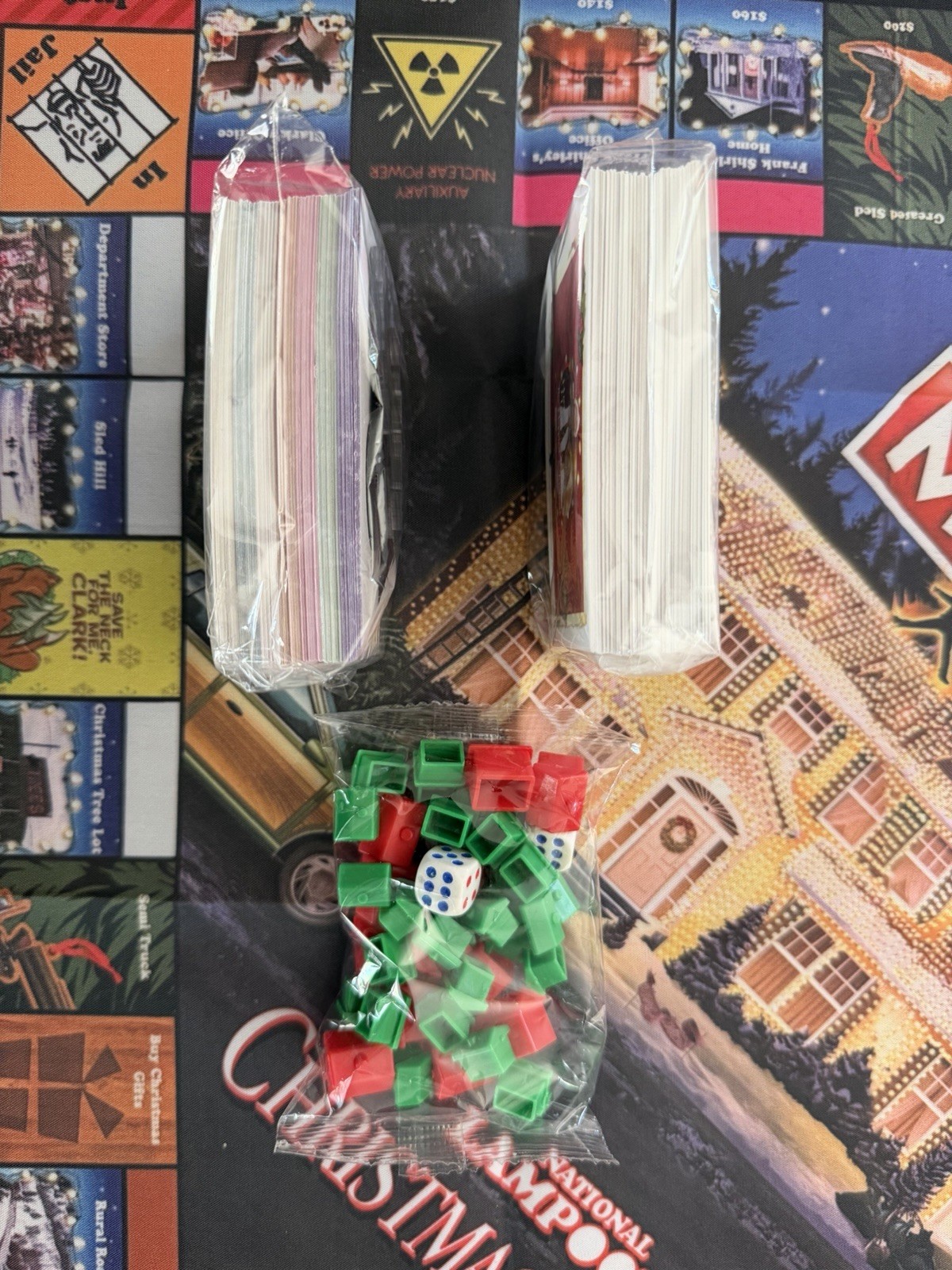 Monopoly: National Lampoons Christmas Vacation Game Travel Edition Cloth Board