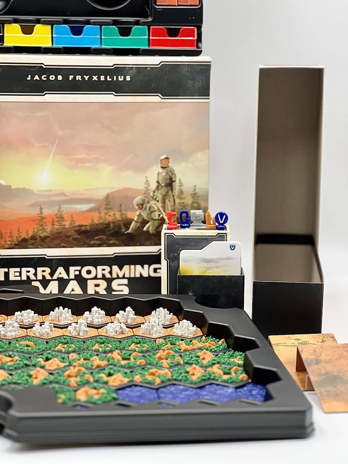 Terraforming Mars Big Box – 90+ Tiles, Markers & Storage for Strategy Games