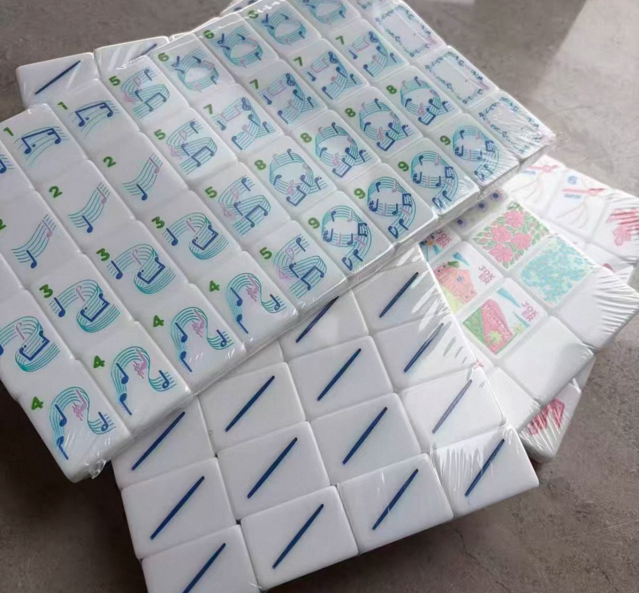 American Mahjong Game Set, 160 tiles White 🎵Mah Jong Tiles+ Free storage bag
