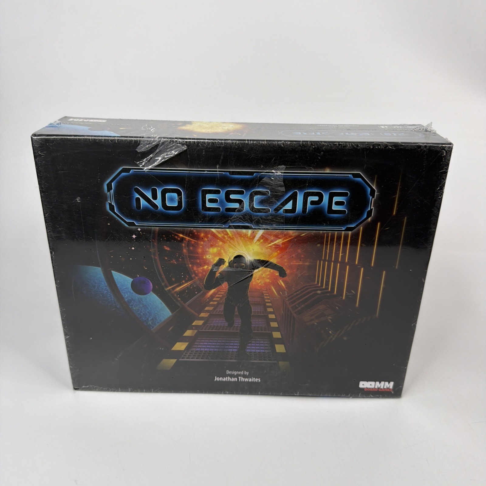 No Escape: Fast Paced, Strategic Maze Building Tile Game 100% By OOMM New Sealed