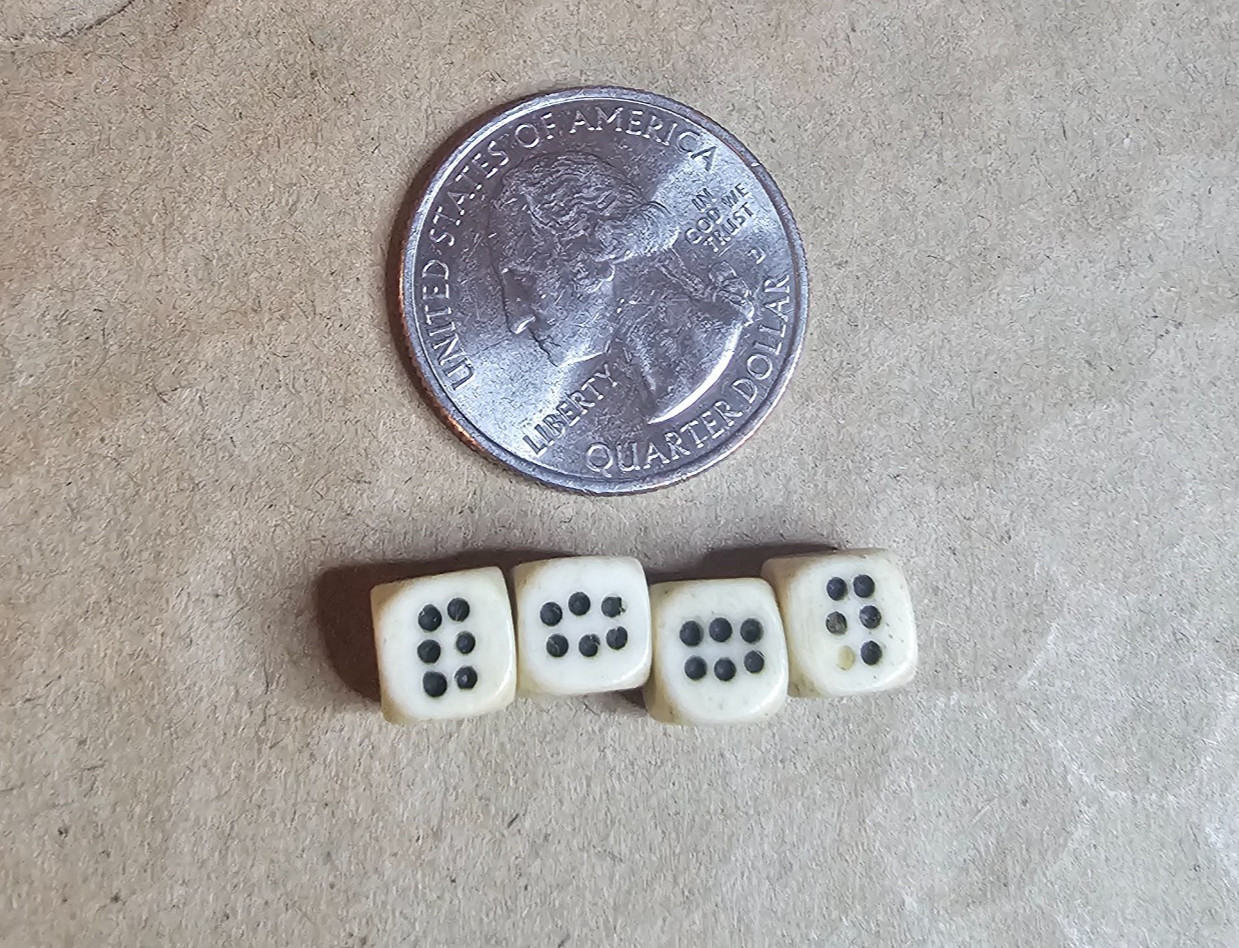 ~4~ 1920-30s MAH-JONG BONE or ?? VERY SMALL DICE MINI MINIATURE MA JONGG MAHJONG