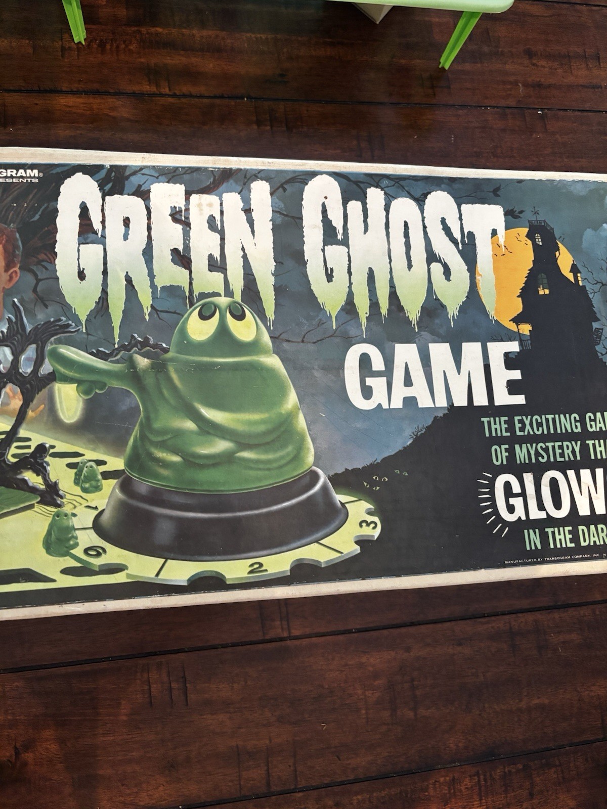 Vintage 1965 Green Ghost Glow In the Dark Board Game 99% Complete Excellent Box!