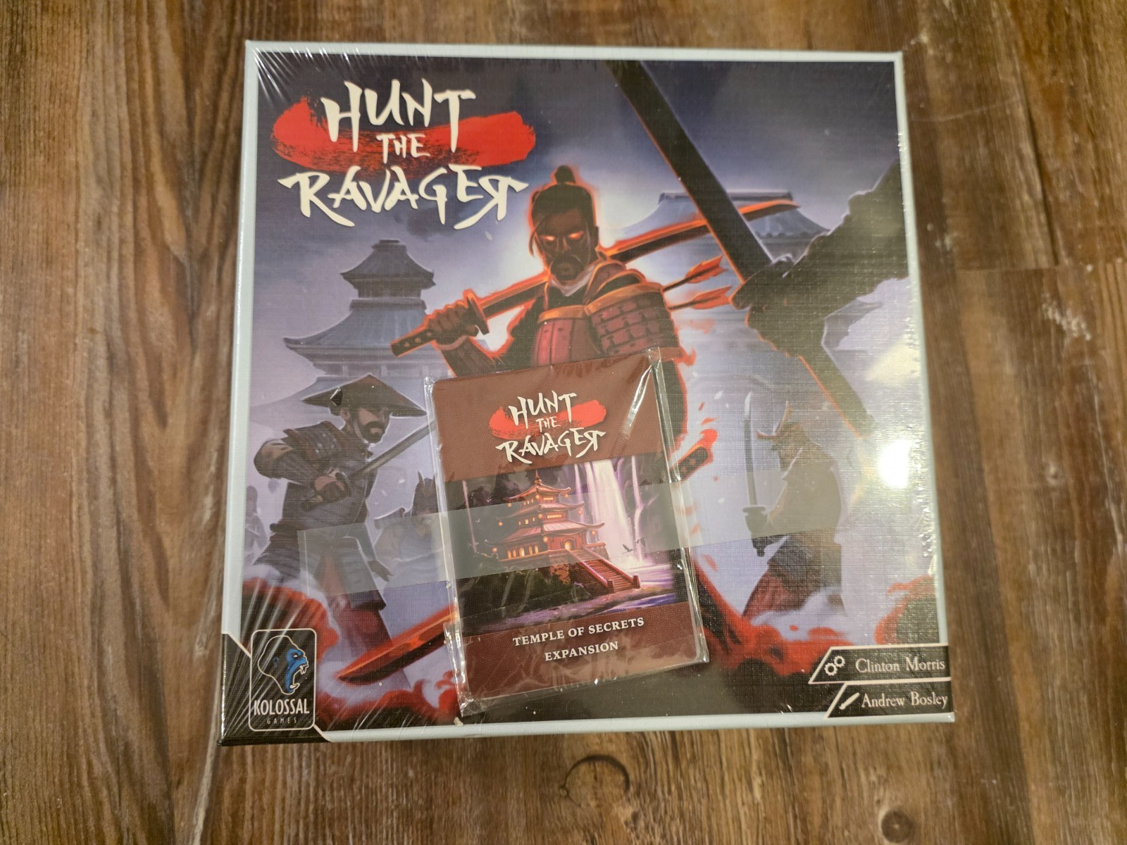 Hunt the Ravager Base Game with Temple of Secrets Expansion- Kolossal Games- New