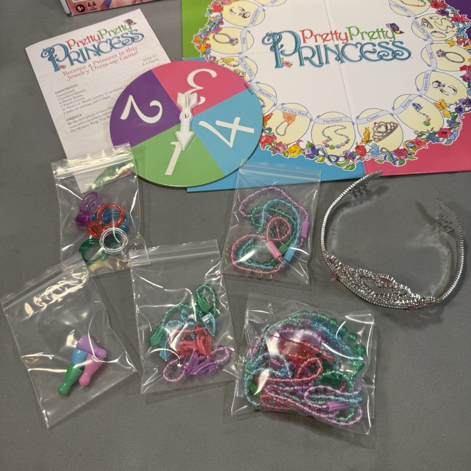 Hasbro Pretty Pretty Princess Jewelry Dress Up Board Game 2023 100% Complete VG+