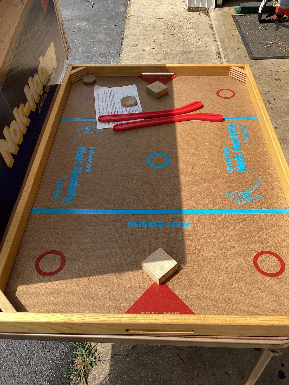 COMPLETE 1980s Carrom Nok-Hockey Board Game w/Original Box Wooden Table Hockey