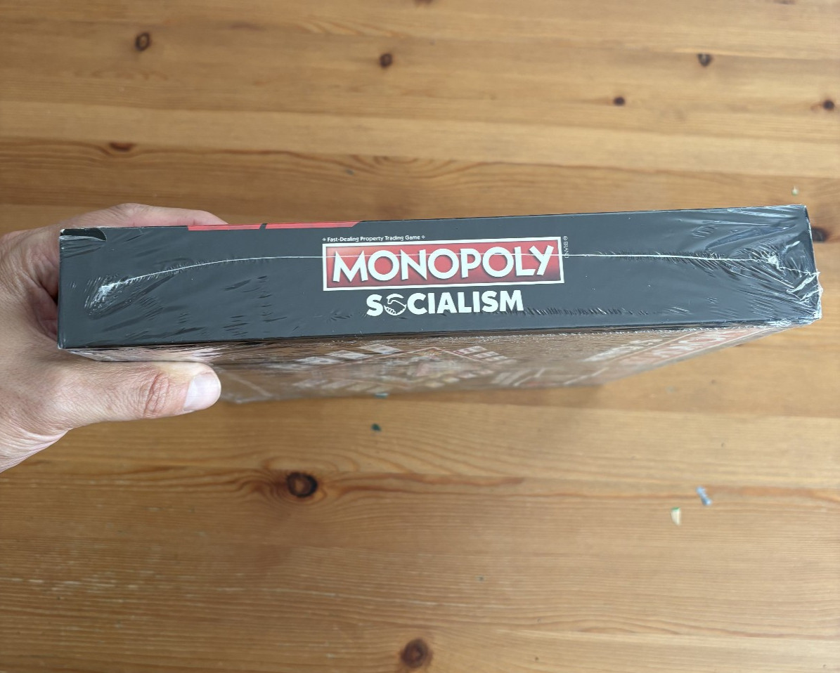 Monopoly Socialism Board Game Hasbro E8029 NEW Factory Sealed Adult Parody