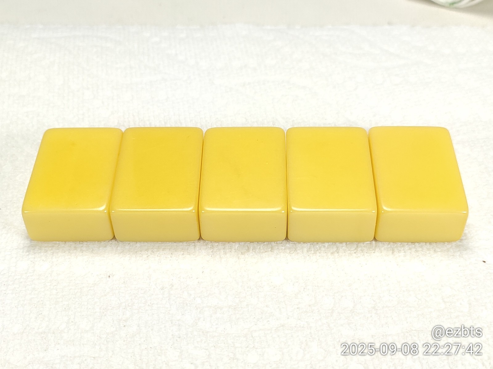 4 Rare Bakelite Catalin MahJong Mah Jongg Flowers tiles Excellent Condition 9dia