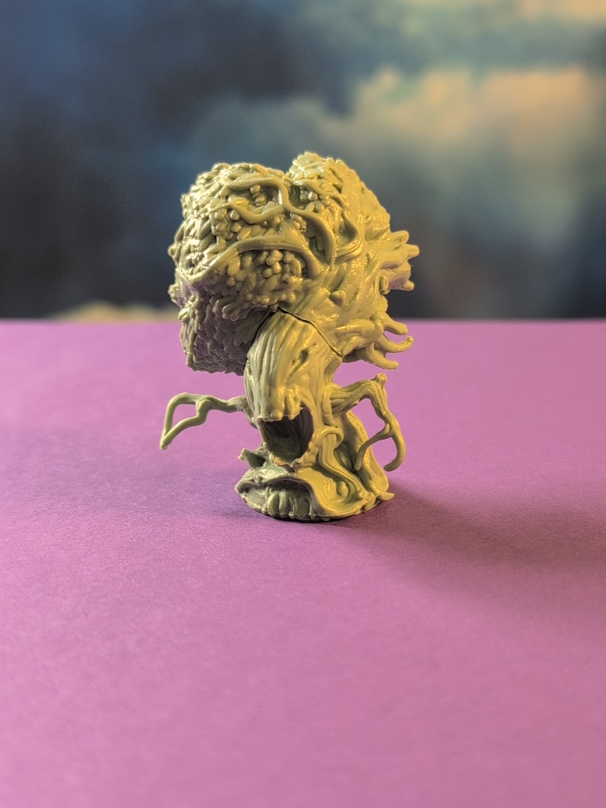 Folklore the Affliction – Dark Oak Miniature Figure