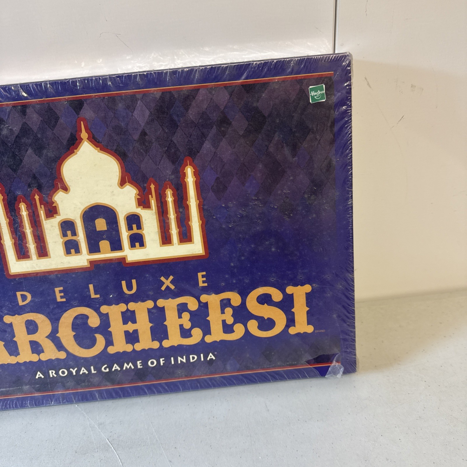 Deluxe PARCHEESI by Milton Bradley 1999 Edition Royal India Game Vintage NEW