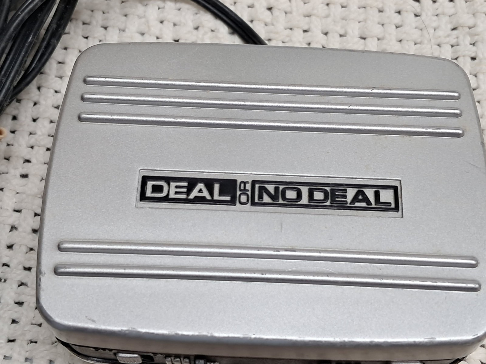 Deal or No Deal Plug N Play TV Video Game, 2006 Jakks Pacific NEW batteries