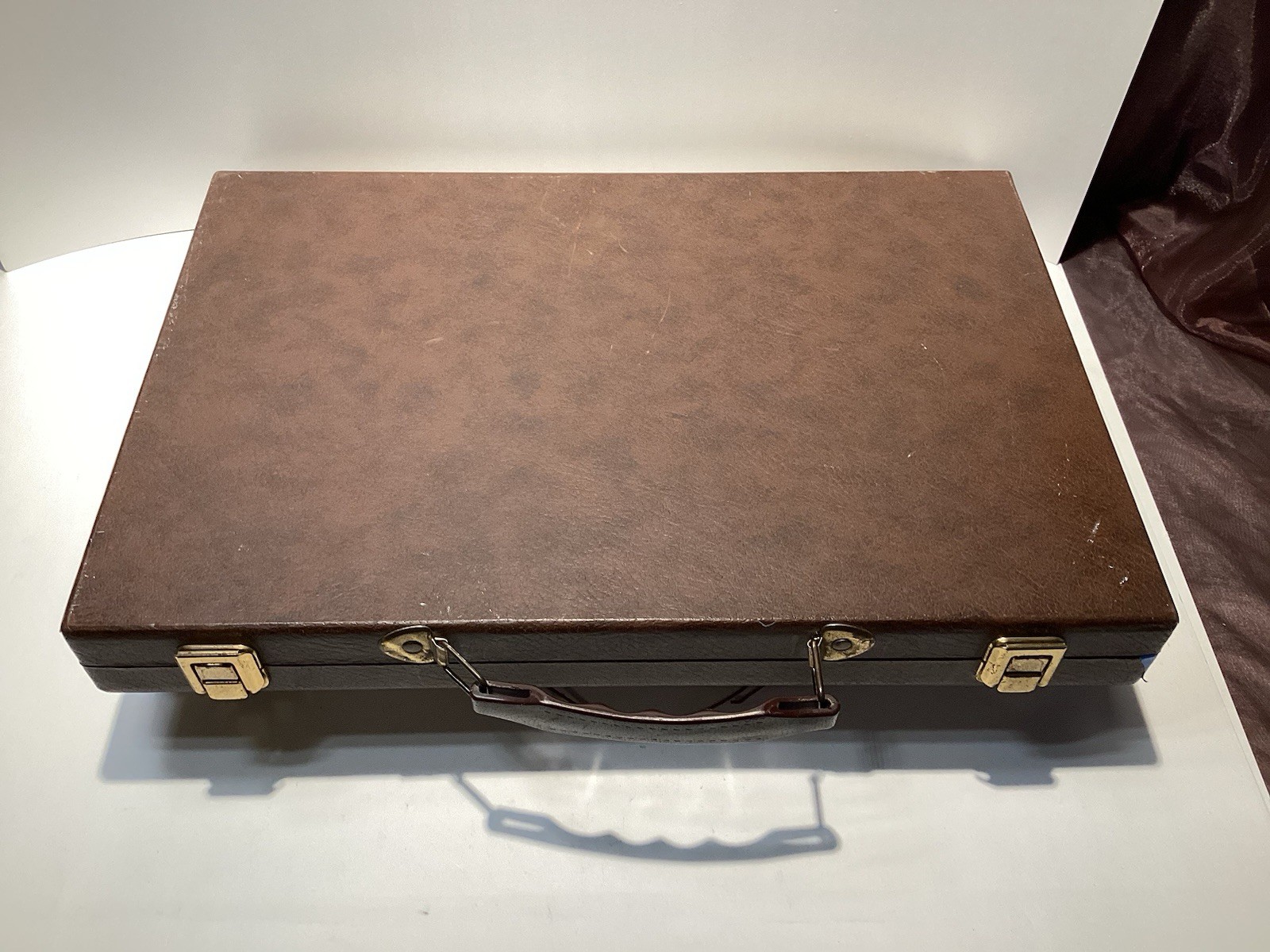 Cardinal Backgammon Set with 1.5″ Resin Beige & Brown Checkers- Nice Basic Set