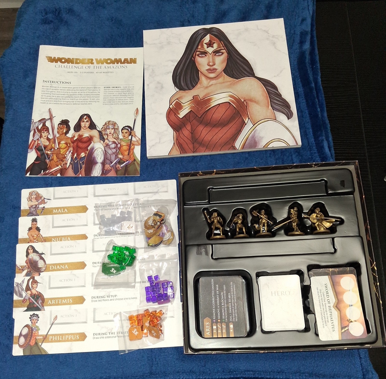 Wonder Woman Challenge of The Amazons Board Game. Everythings There. Good Shape