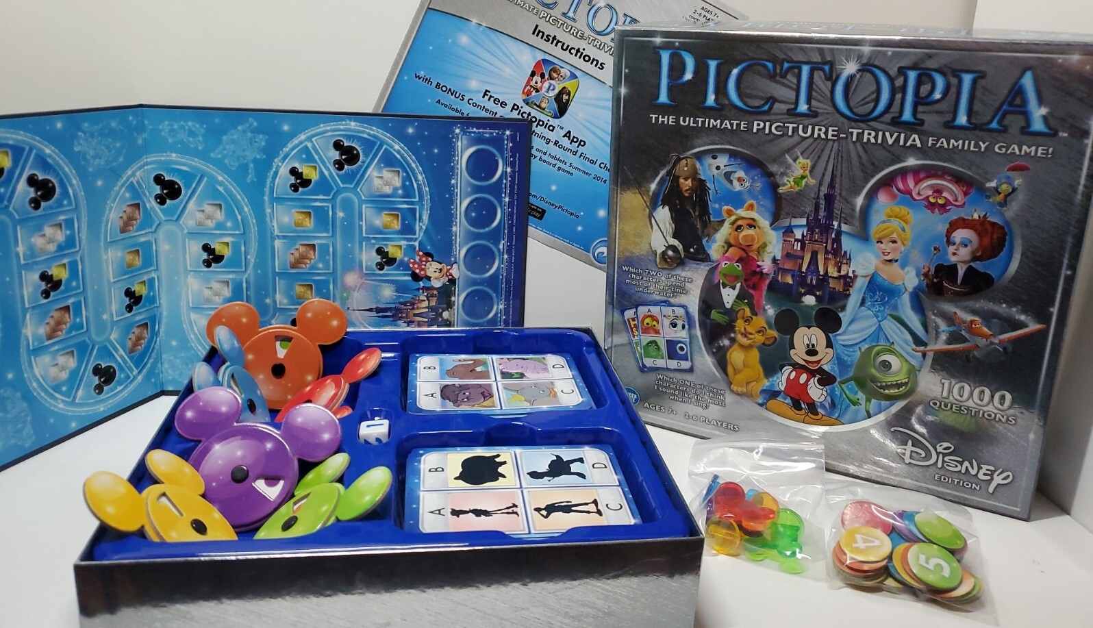Disney Pictopia Family Picture Trivia Game 100% Complete by wonder Forge Disney
