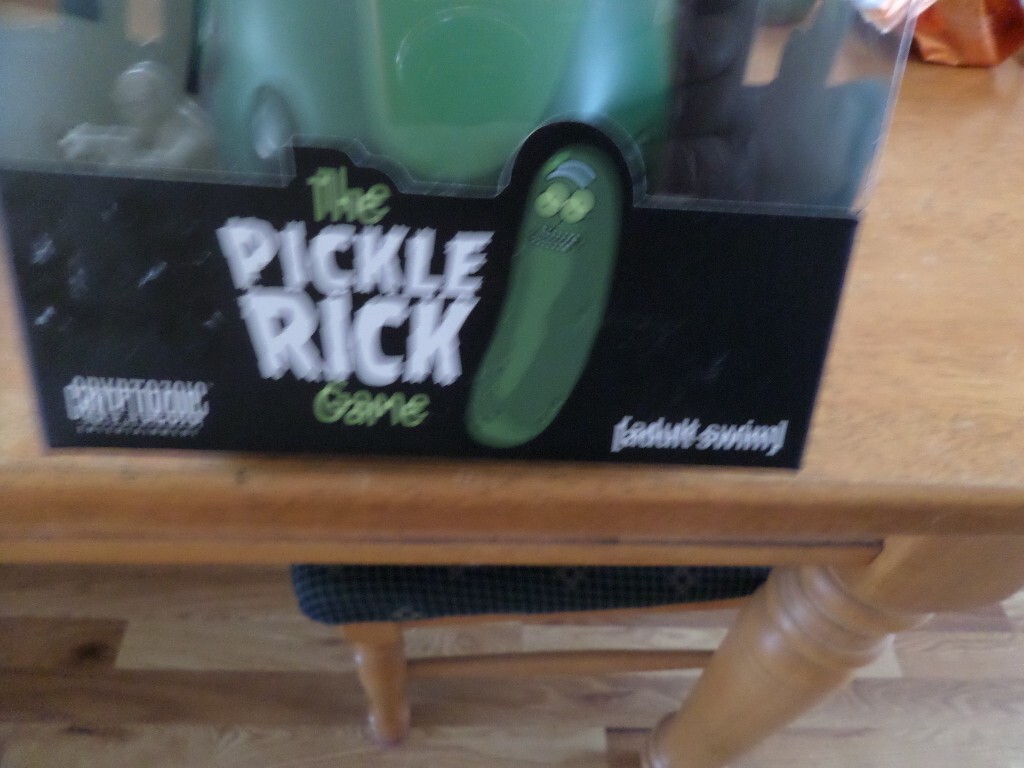 Cryptozoic Rick and Morty: The Pickle Rick Game NEW