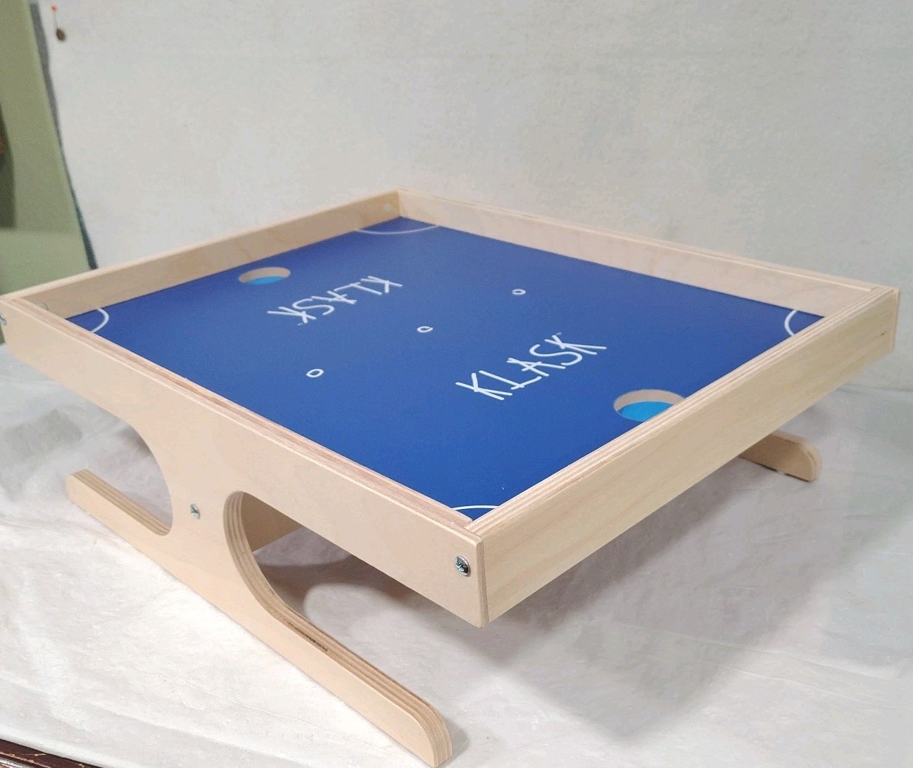 Klask Epic Magnetic Battle Board Game Age 8+ Strategy 2 Players Complete w Box