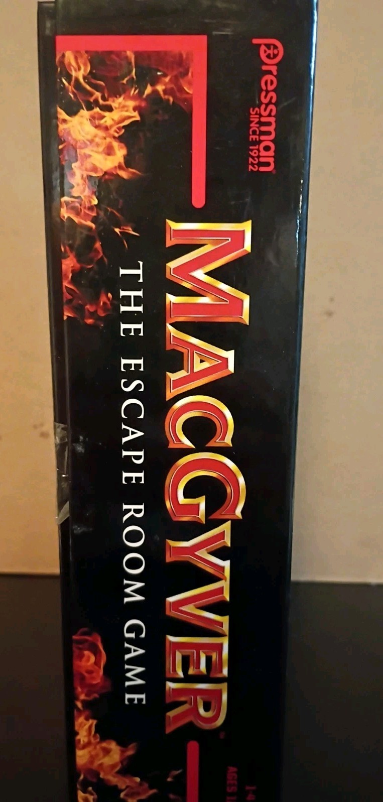 MacGyver: The Escape Room Game Complete 2018 Pressman 1 to 4 Players Ages 12 +