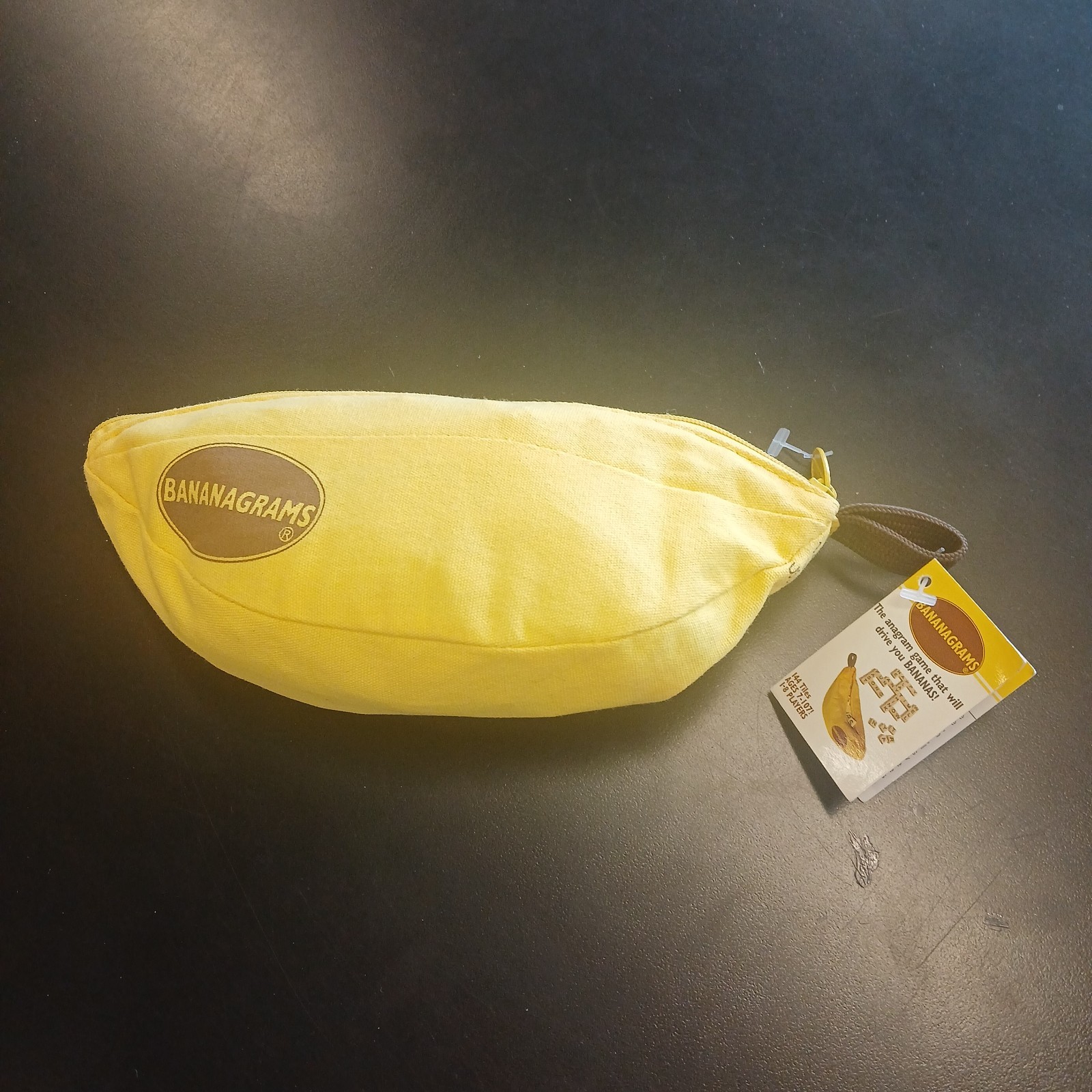 Bananagrams Game Crossword Word Play Complete 144 Pieces + Zip Bag New