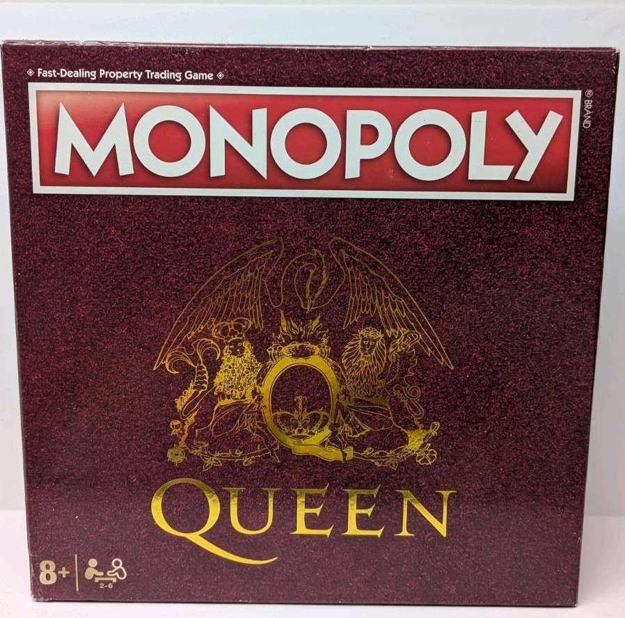 Monopoly Queen Edition Board Game – Freddie Mercury OPEN BOX NEW