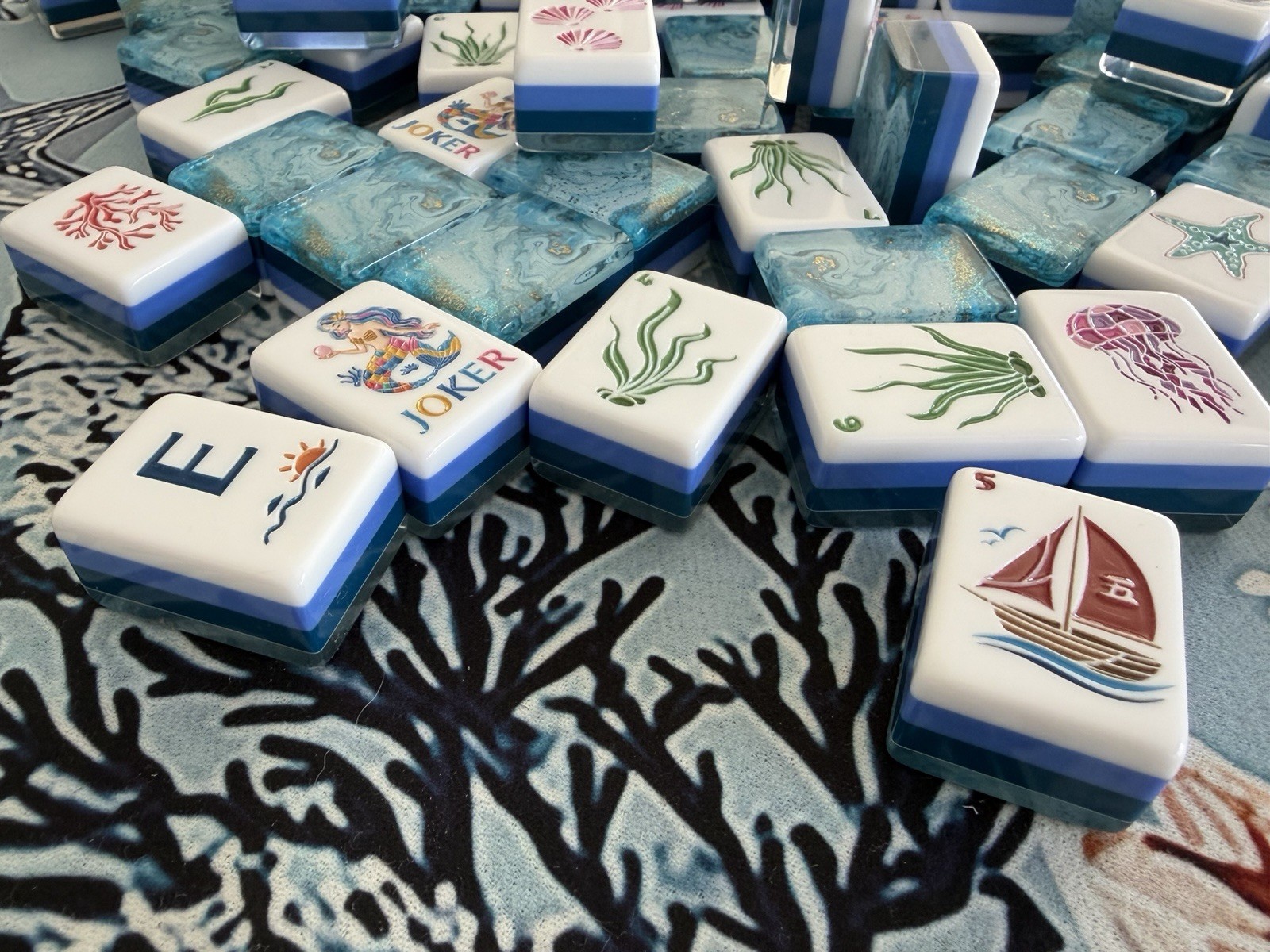 NEW Luxury Ocean Mermaid Mahjong Set 160 Acrylic Tiles Carry Bag Dice Premium