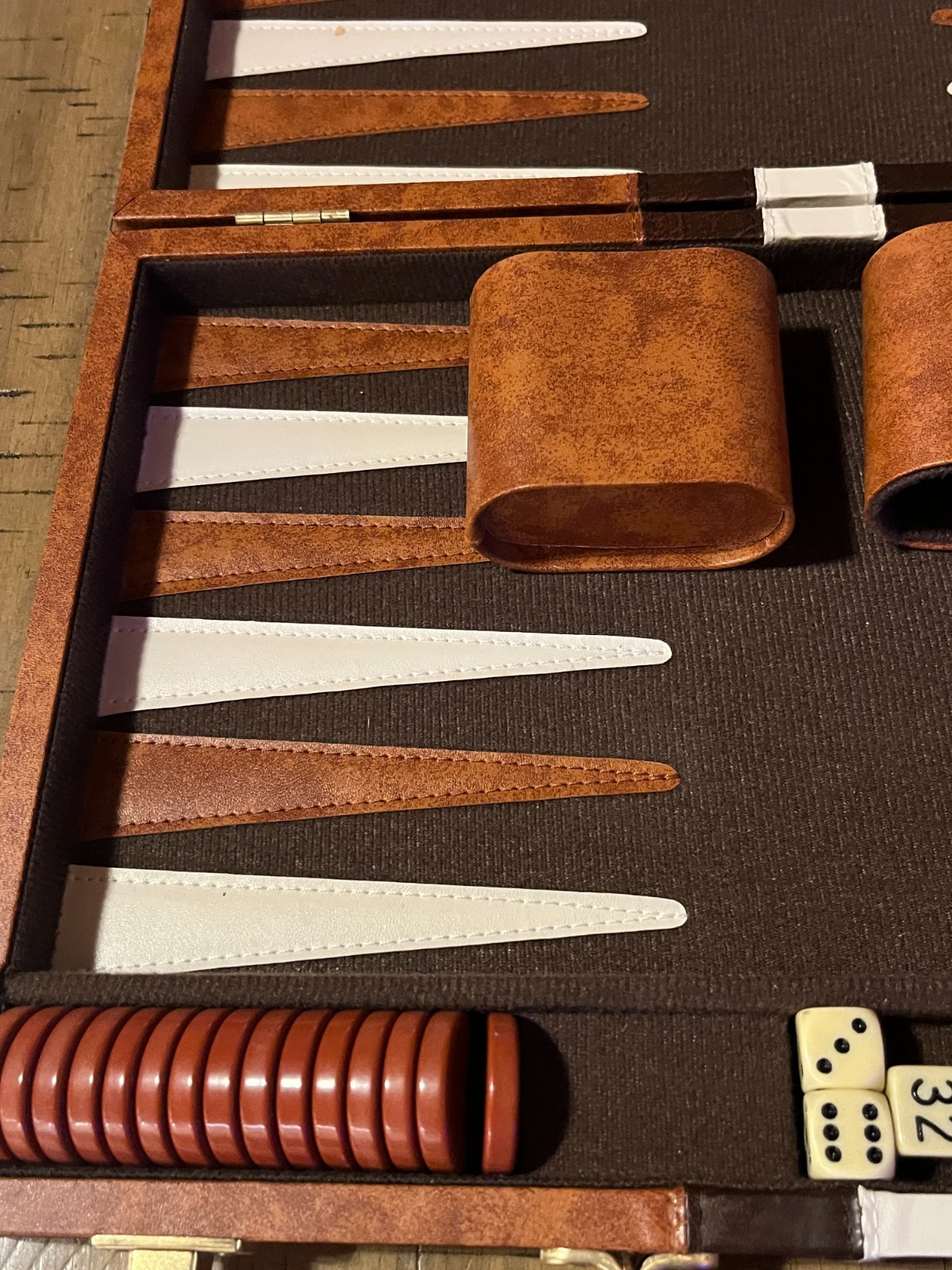 Vintage Backgammon Game in Case Set 15×19″ Complete Brown Tan White