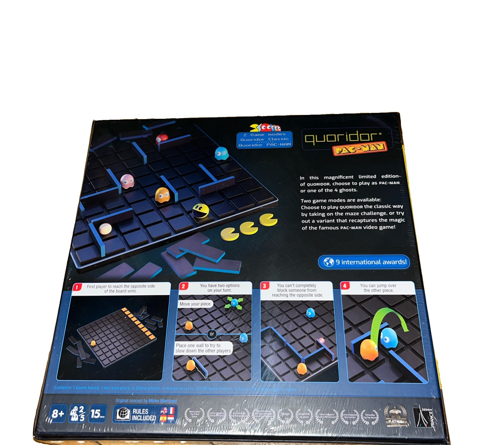 Quoridor Board Game: Pac-Man Edition