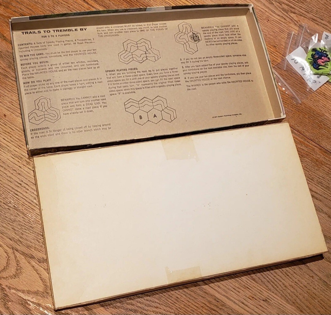 Vintage 1971 Whitman Trails to Tremble By Scarey Crossroads Game Complete