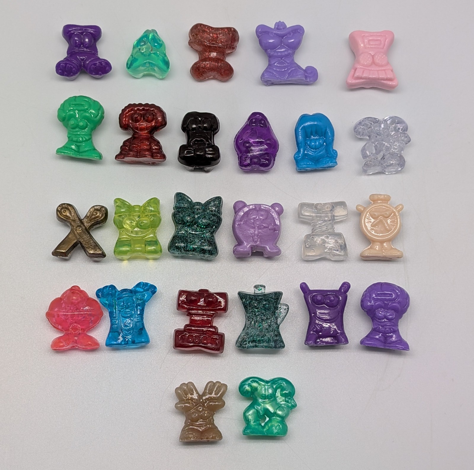 Lot of 25 Miscellaneous Crazy Bones from 1998 on – Things, Sports +more!