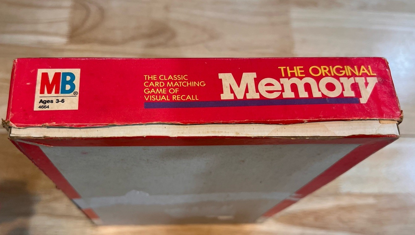 1986 Milton Bradley The Original Memory Game Vintage Read 71 Cards
