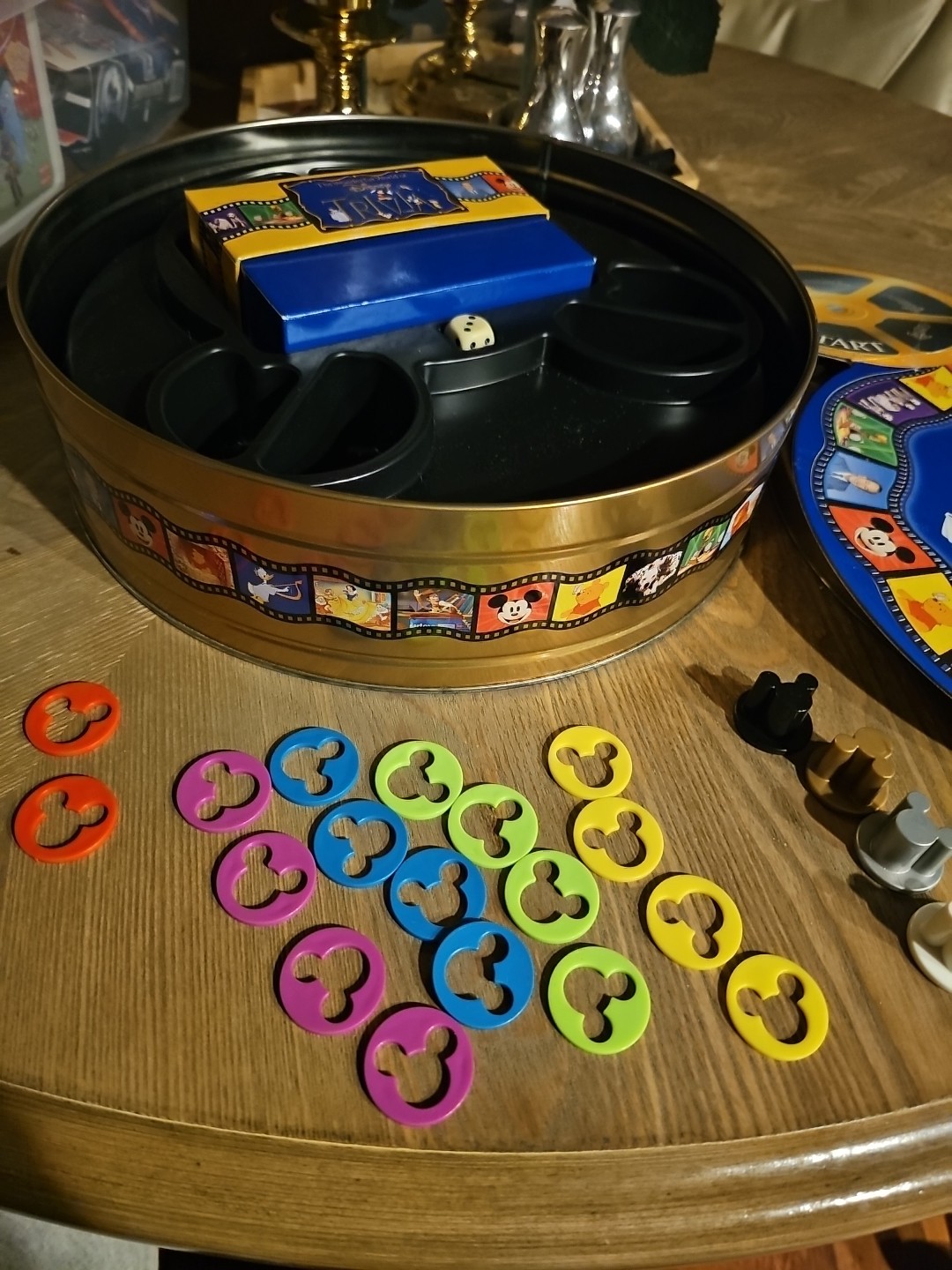 Walt Disney Trivia The Wonderful World of Disney Trivia Game Gold Tin No Instruc