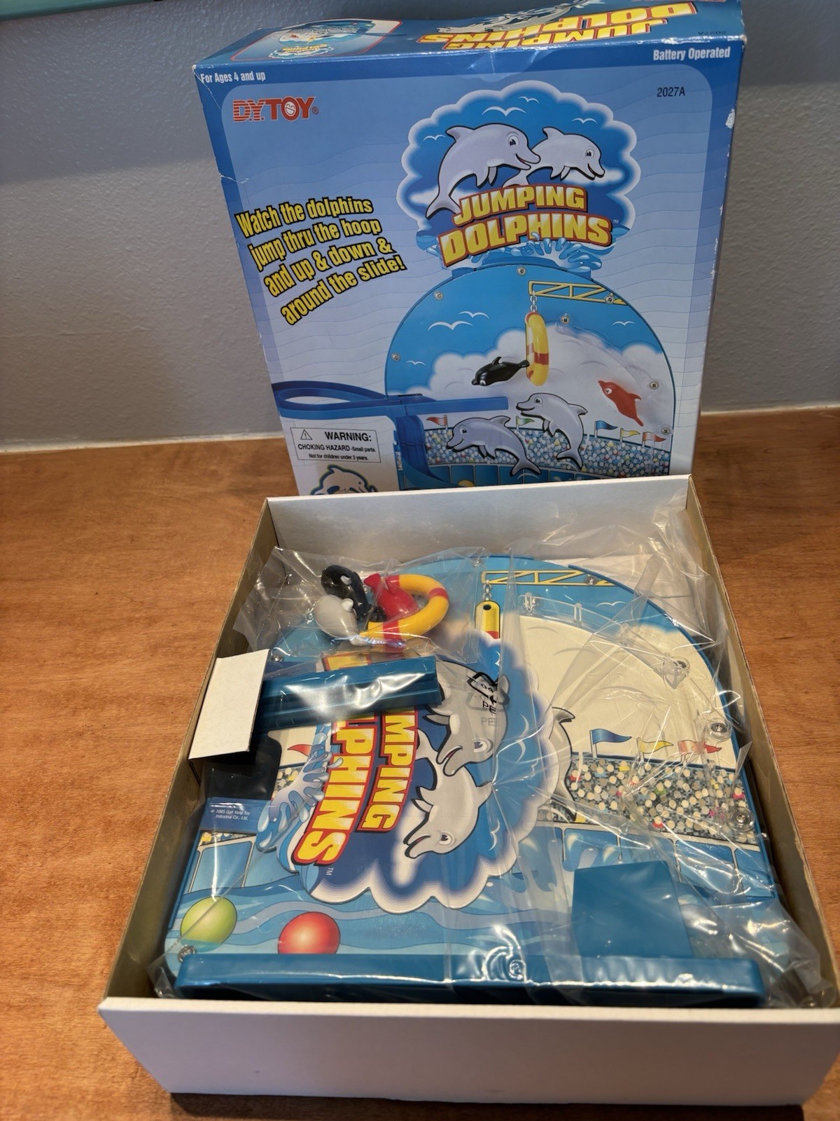 1995 Jumping Dolphins Game DYToy #2027A KayBee Toys w/Box Brand NEW RARE VINTAGE