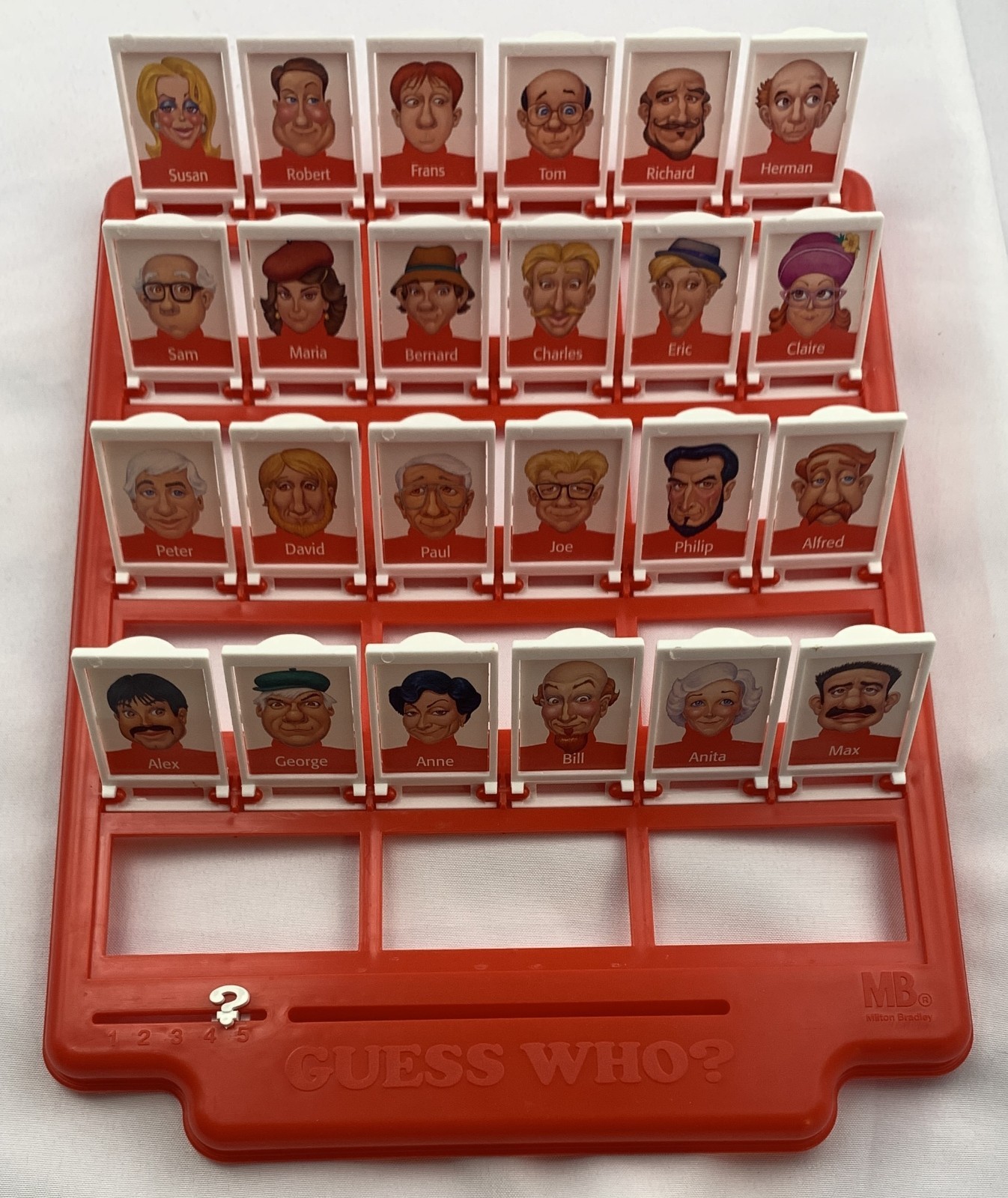 1998 Guess Who Game by Milton Bradley Complete in Very Good Condition FREE SHIP