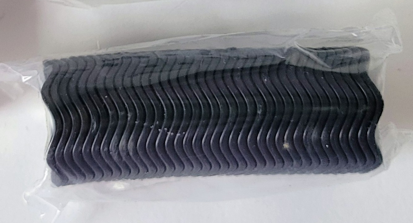 Parker Brothers YAHTZEE FREE FOR ALL Game PARTS 36 Chips 36 cards 30 Dice NEW