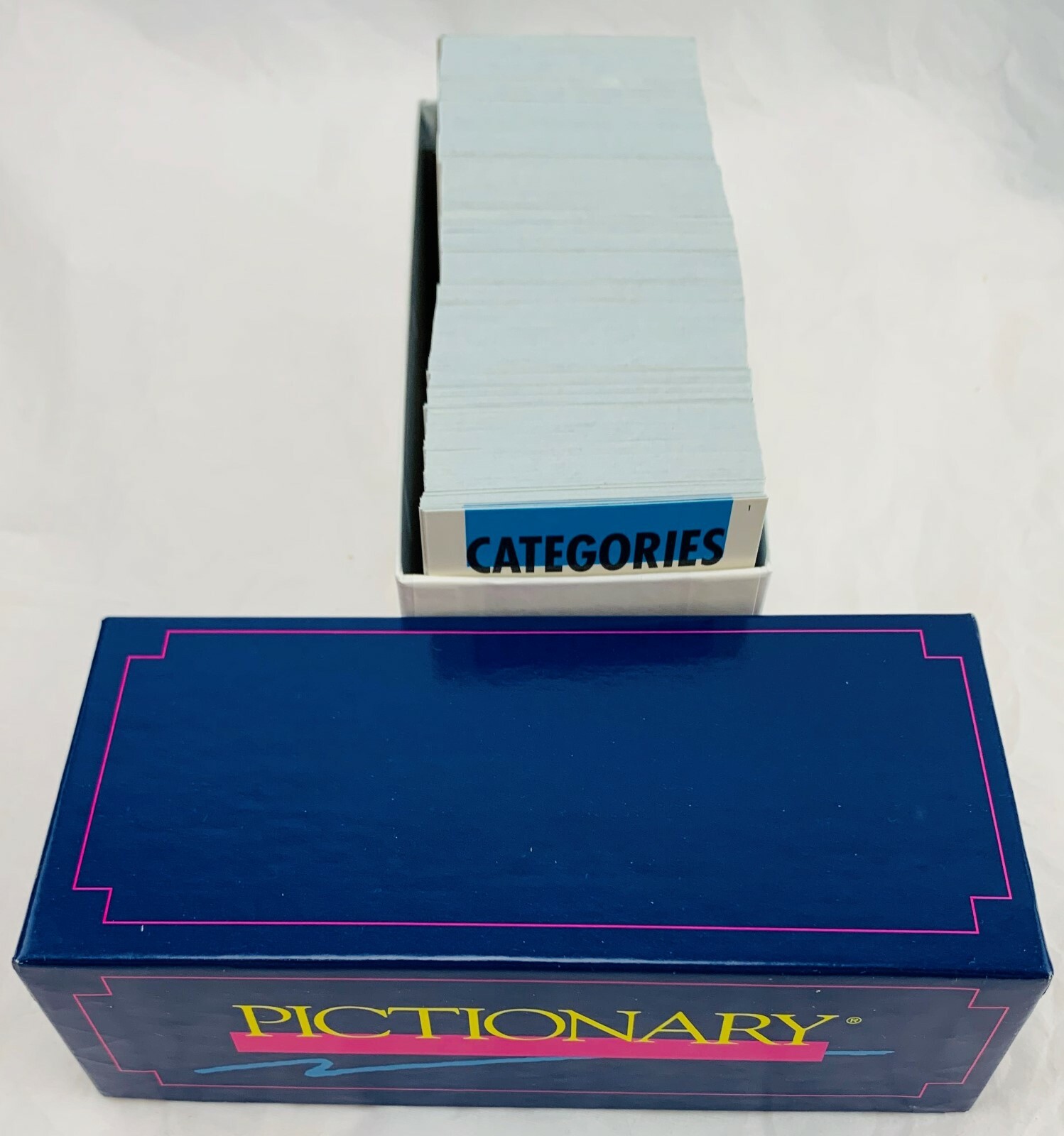 Pictionary Updated for the 90’s Game Complete in Good Condition FREE SHIPPING