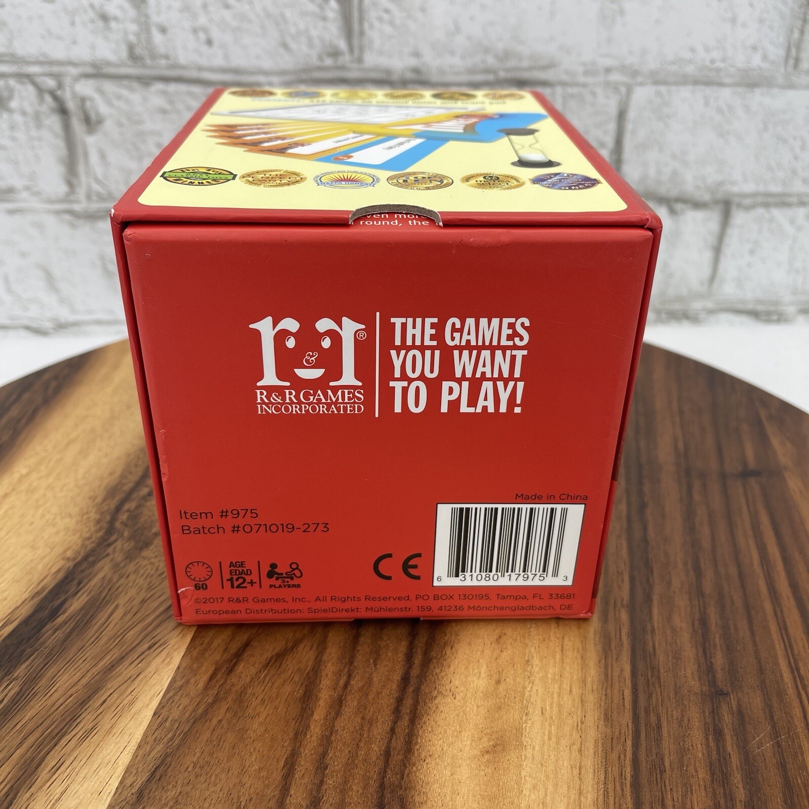 Times Up! The Celebrity Charades Game 2017 #975 R & R Games Inc. Complete