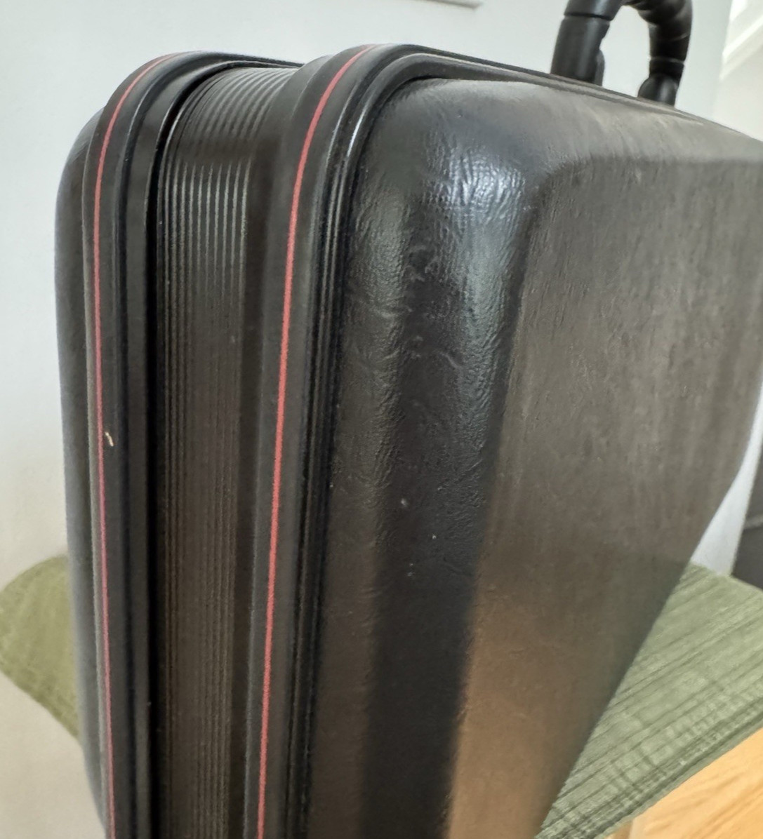 Vintage Mah Jong Jongg Black Hard Shell Carrying Case Foam Interior 20″×9″×5″