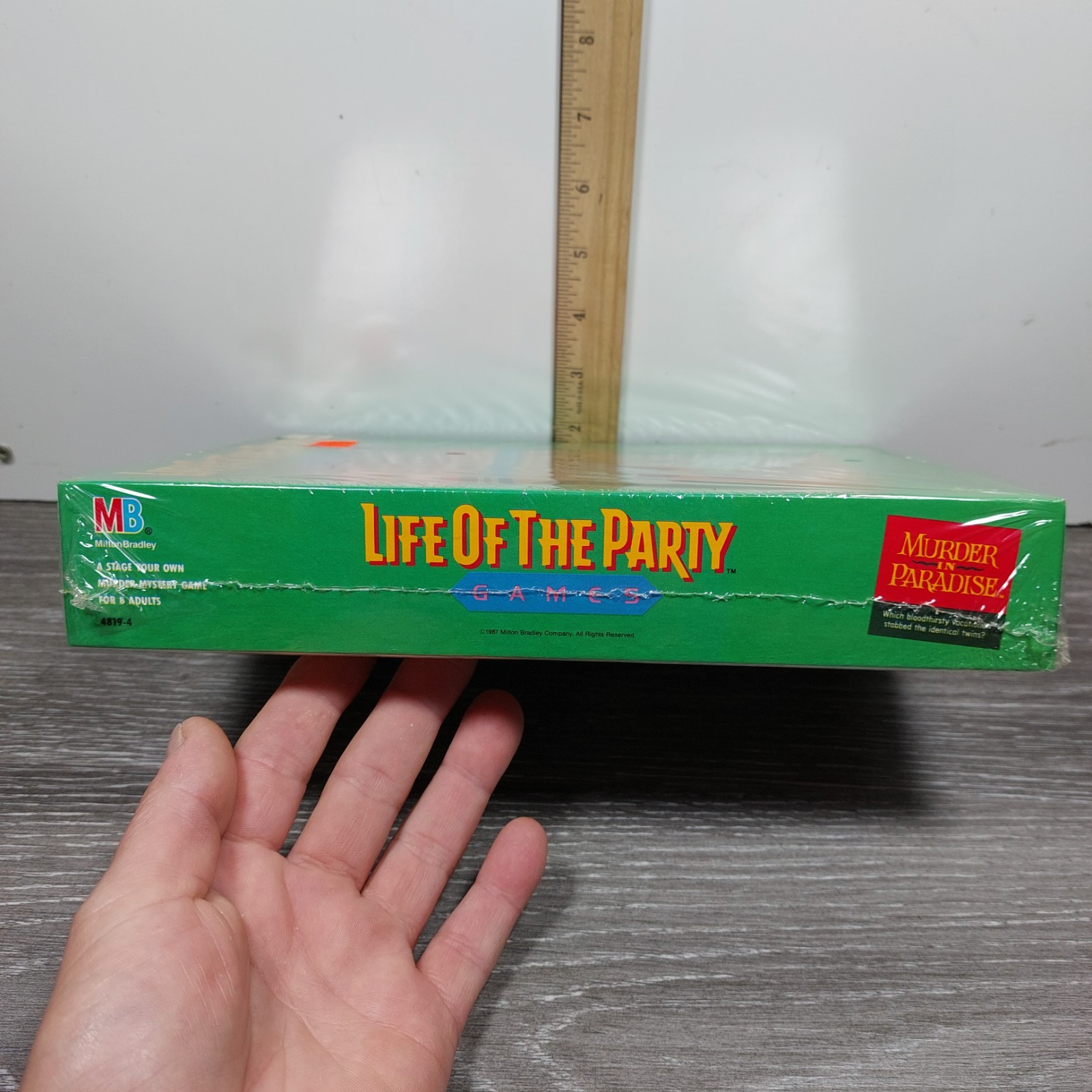 Vtg ’87 LIFE OF THE PARTY MYSTERY MURDER IN PARADISE DINNER PARTY GAME for 8 New