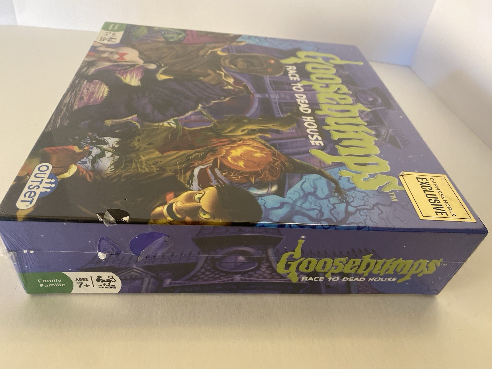 Brand New SEALED Goosebumps: Race To Dead House Board Game!