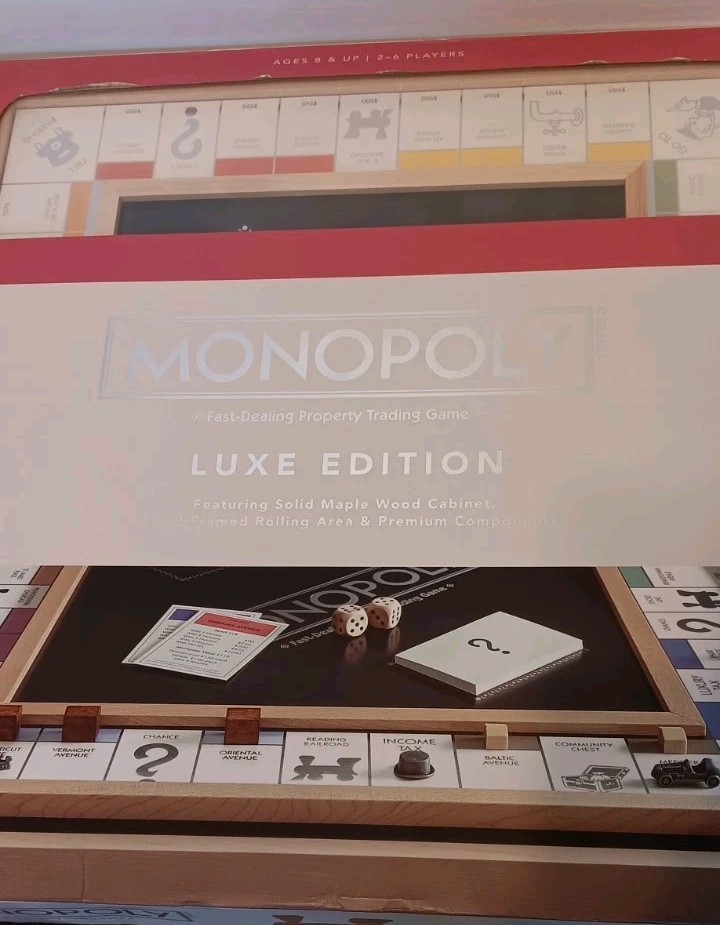 Monopoly Luxe Edition Maple Wood Cabinet Luxury Premium Game Board
