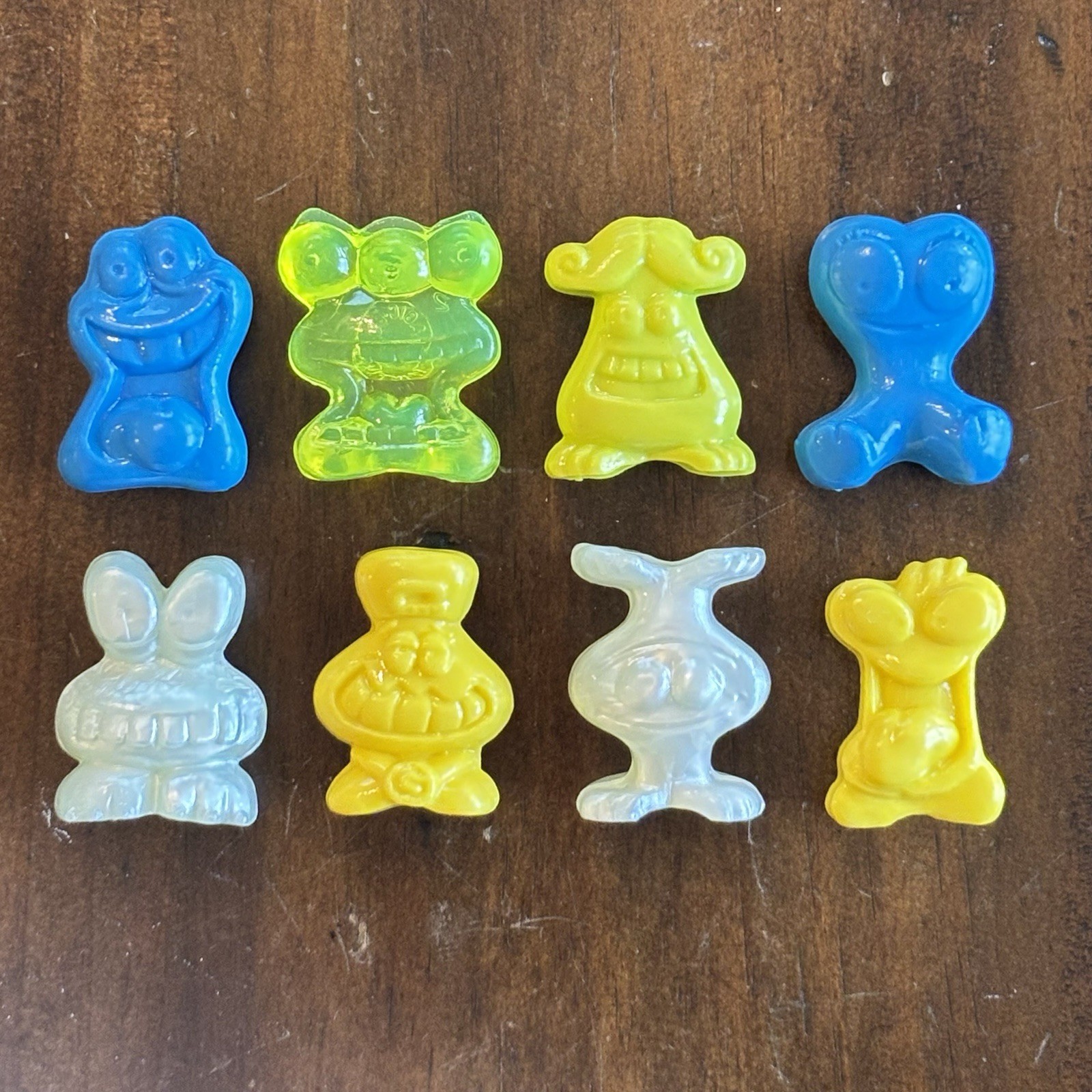 SET of Skinny Bombers Gogo’s Crazy Bones USA version set of 8 Figures
