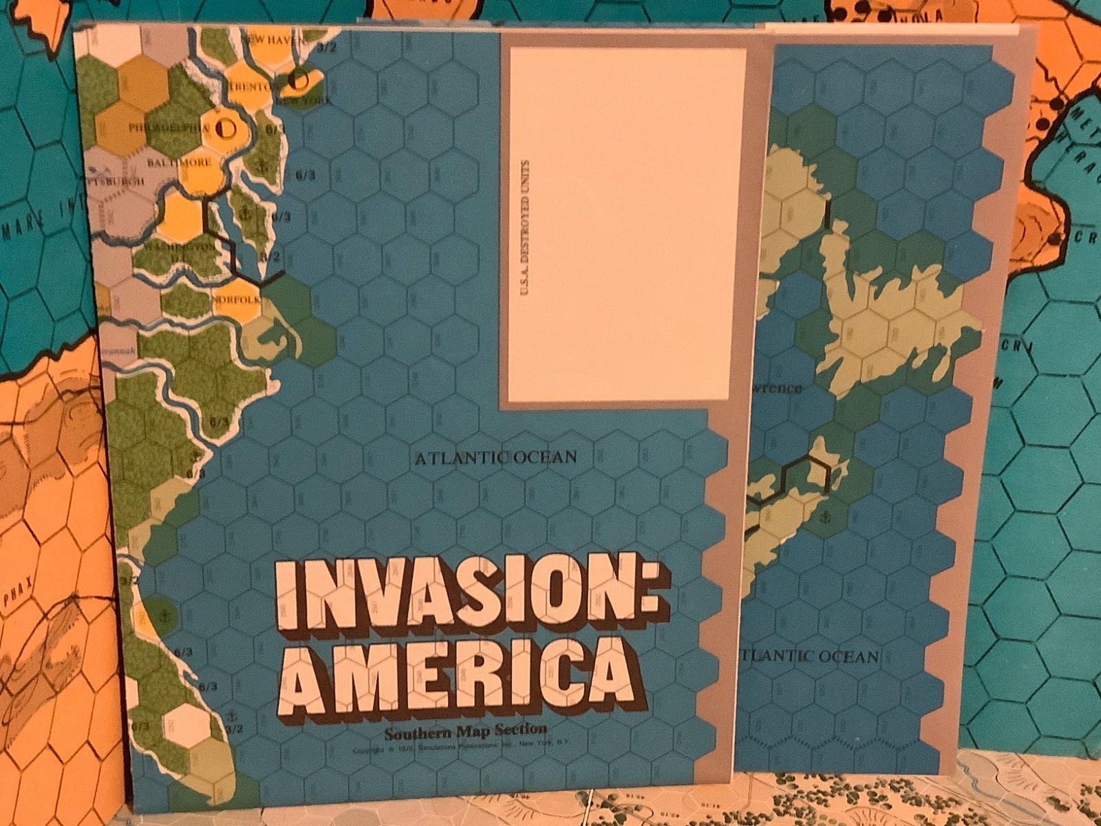 Invasion: AMERICA punched VG+ Alternate History SPI 1976 flatpack Tray WW4?