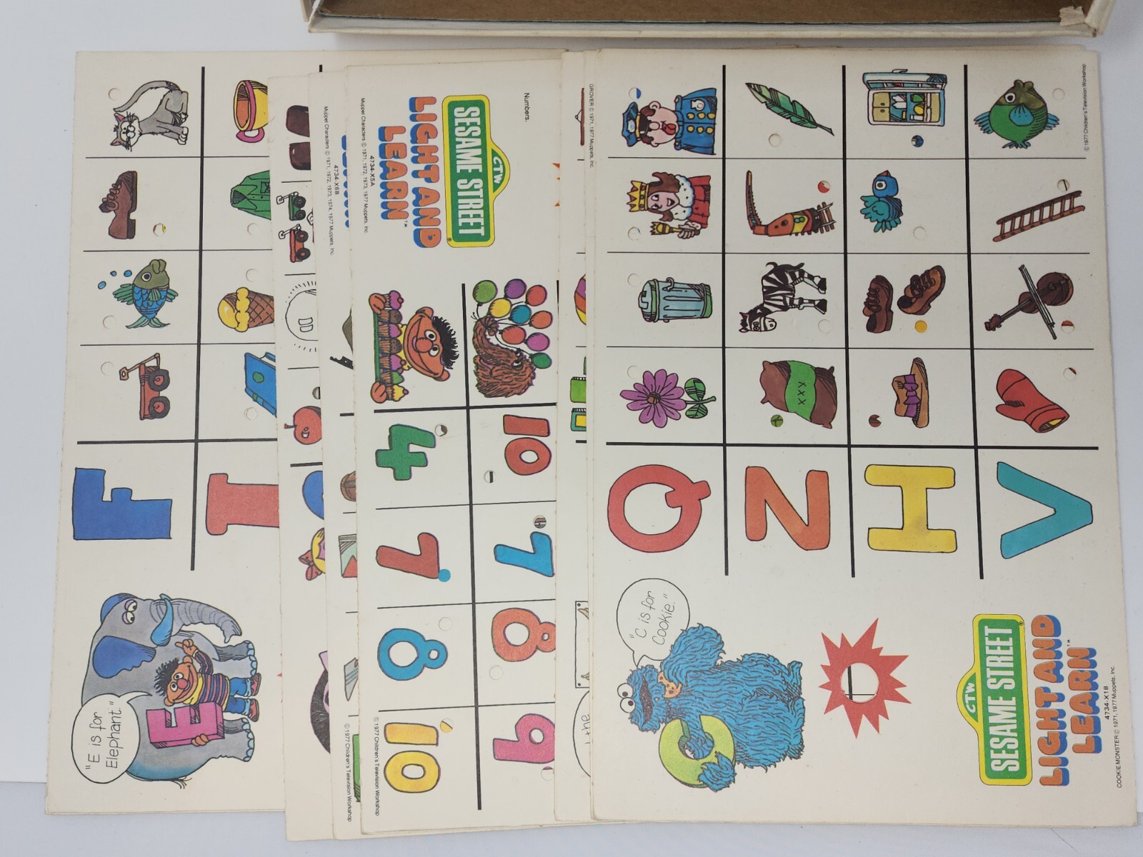 SESAME STREET LIGHT AND LEARN GAME 1 OR MORE PLAYERS MB 1977 MISSING PEN