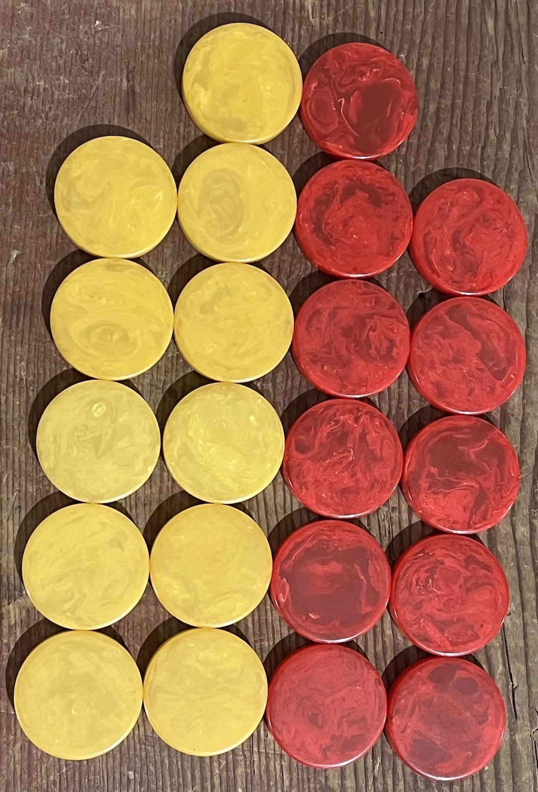 22 VINTAGE RED & YELLOW SWIRL BAKELITE BACKGAMMON PIECES ROUGHLY 1-7/32”x 15/64”
