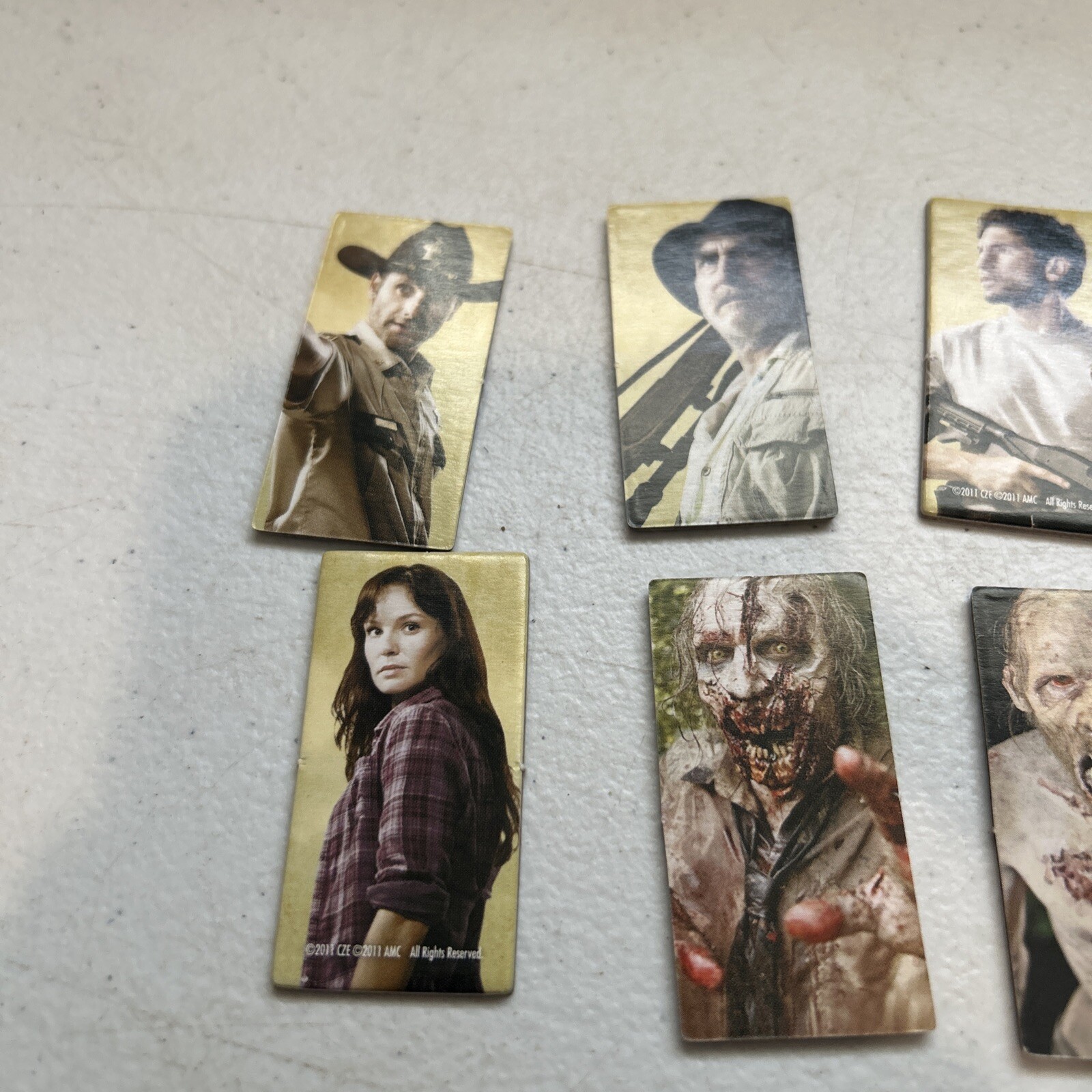 2011 The Walking Dead Board Game Replacement Lot Character Cards, Bases And Dice