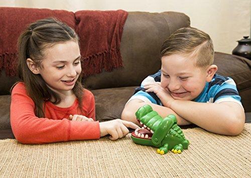 Crocodile Dentist – A Grouchy Friend with a Grievous Toothache – 1 to 4 Players
