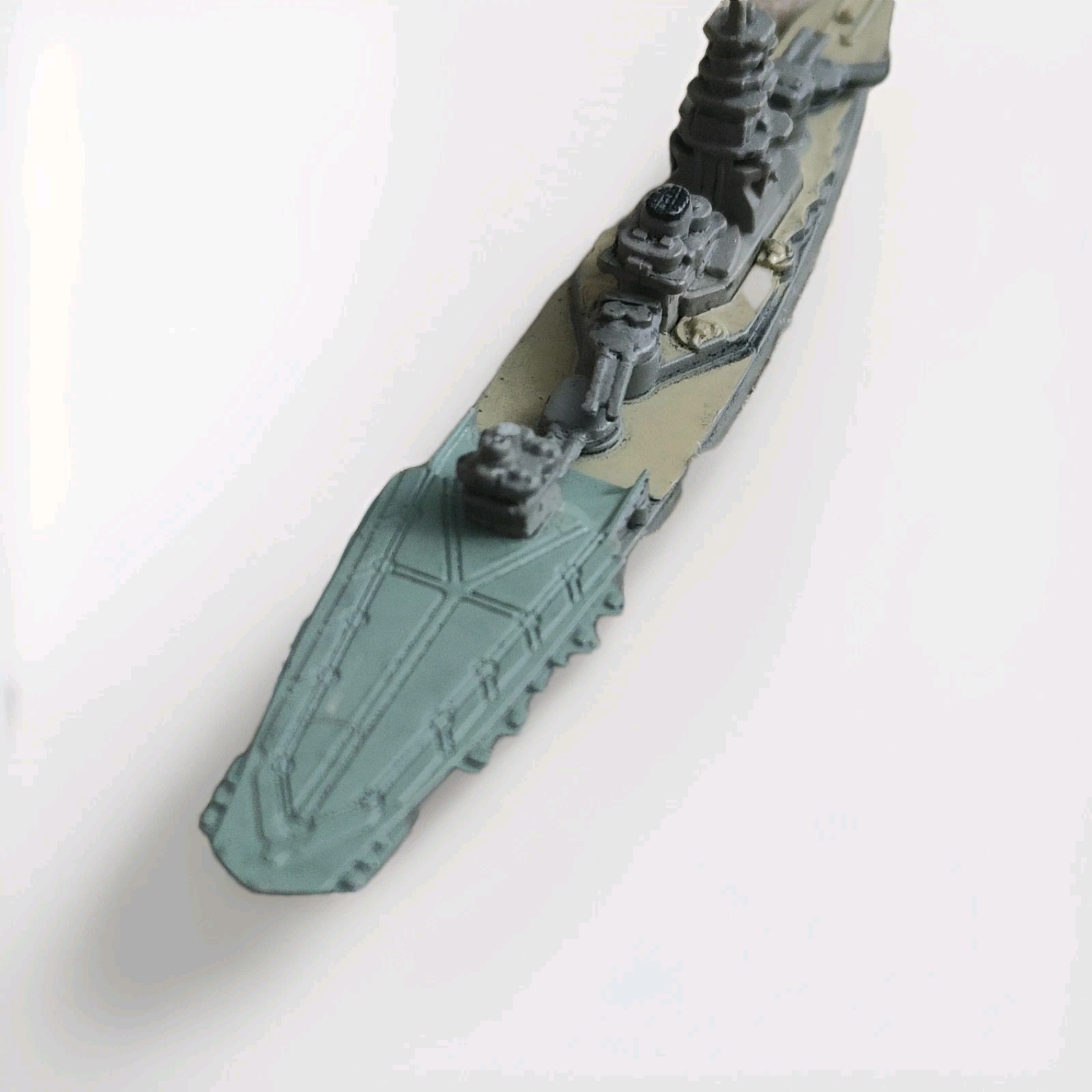 Axis & Allies WWII IJN Battleship Ise War at Sea 1:1800 Scale 32/39 – No Card