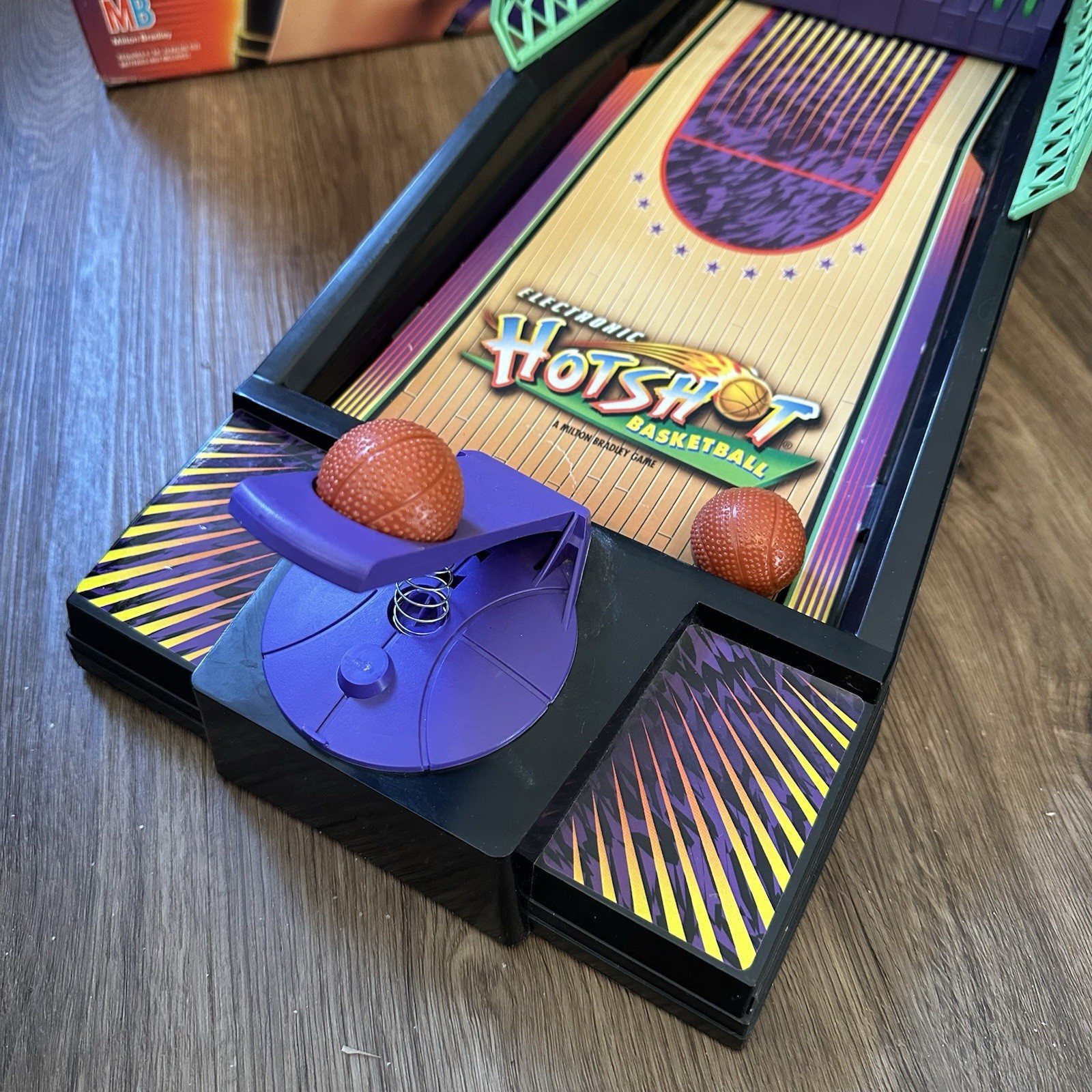 Vintage Milton Bradley Electronic Hotshot Basketball 1997 – Read Description