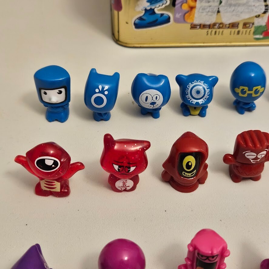 LOT OF 71 Gogo’s Crazy Bones Series 2 3 4 Advanced Gold Limited Edition Clear