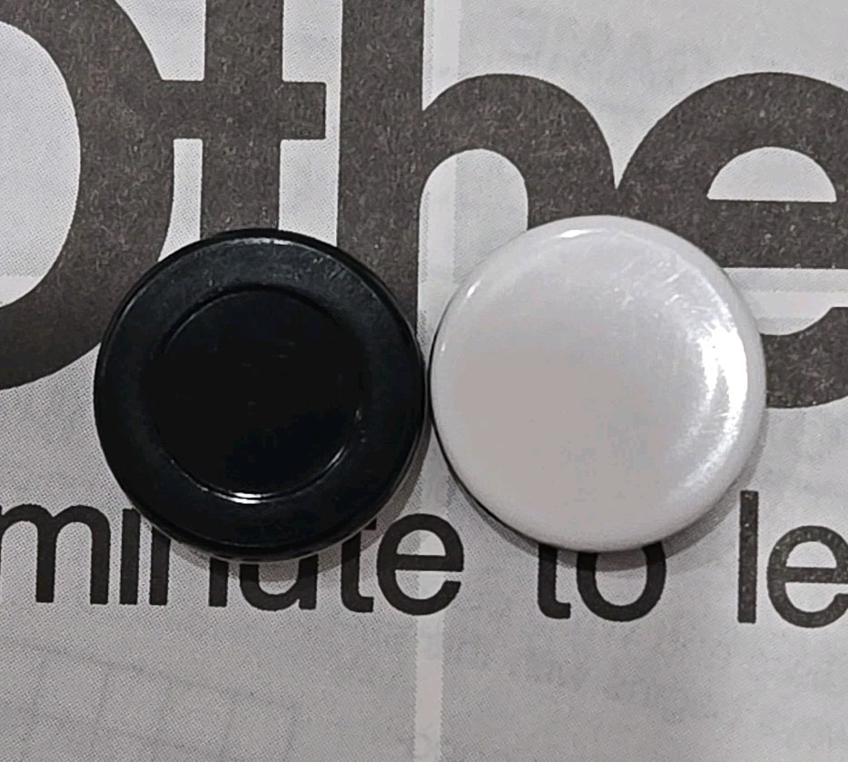 Othello Black White Lot of 2 Replacement Game Part Piece