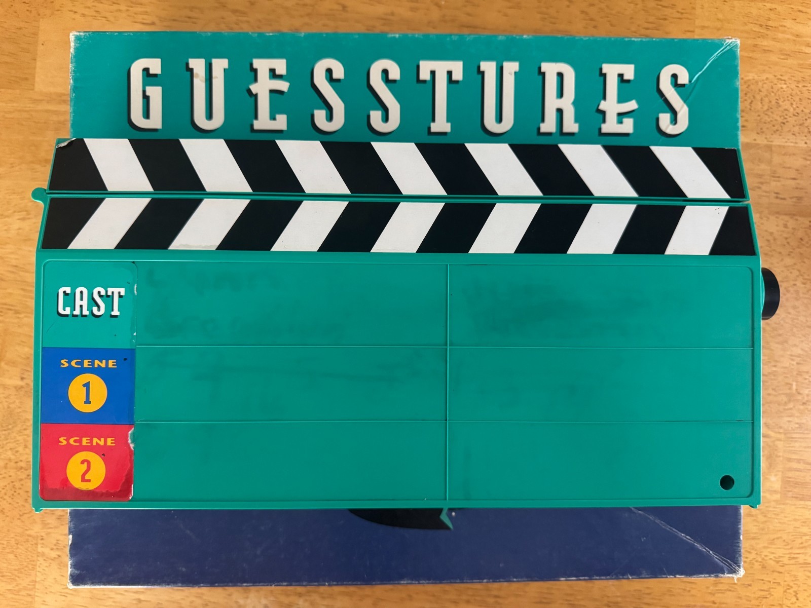 1990 Vintage Milton Bradley 🎬 GUESSTURES 🎬 Split-Second Charades Party Game